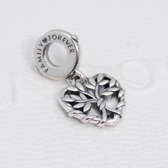 Pandora Heart Family Tree Dangle Charm Bracelet Charm with box - Picture 1 of 7